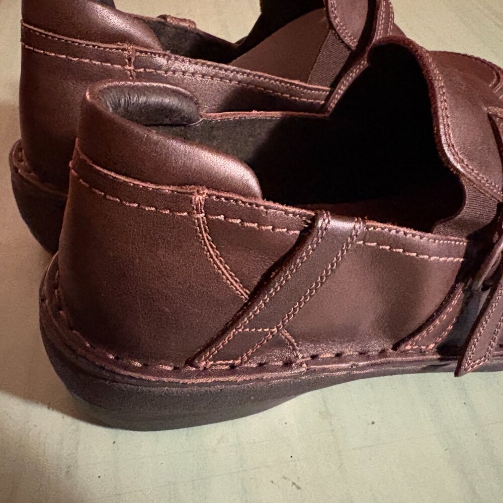 NEW  Womens Naot Brown Leather Buckle Loafers  EU Size 41 US 10 - Picture 8 of 10